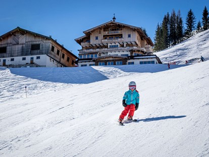 Hotels an der Piste - Hotel-Schwerpunkt: Skifahren & Ruhe - Ski-In & Ski-Out - Unterkunft direkt an der Skipiste (blaue Piste) - Ferienwohnungen Perfeldhof