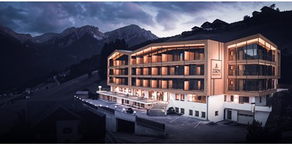 Hotels an der Piste - Hunde: auf Anfrage - Wolkenstein (Trentino-Südtirol) - Das brandneue Berghotel Zirm - Berghotel Zirm 