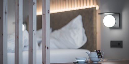 Hotels an der Piste - Hotel-Schwerpunkt: Skifahren & Familie - Wolkenstein Gröden - Pustertalzimmer mit Talblick - Berghotel Zirm 