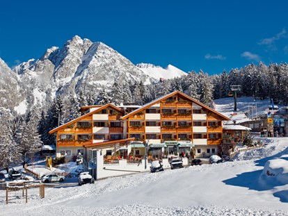 Hotels an der Piste - Skiservice: Skireparatur - Moos/Pass - Hotel direkt an der Piste - Wohlfühlhotel Falzeben