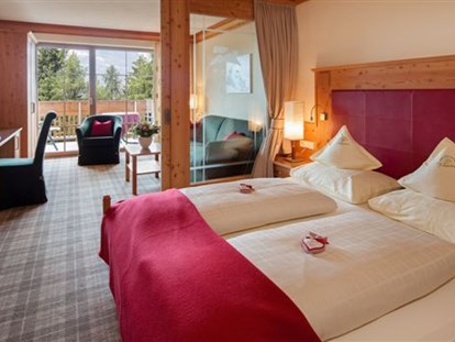 Hotels an der Piste - Hotel-Schwerpunkt: Skifahren & Kulinarik - Trentino-Südtirol - Suite Roteck  - Wohlfühlhotel Falzeben