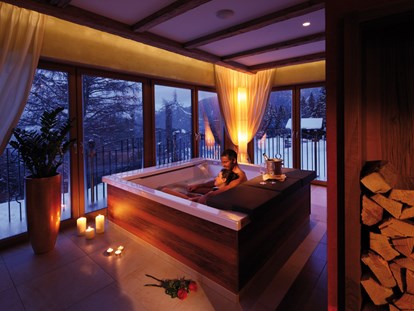 Hotels an der Piste - geführte Skitouren - Ratschings - Romantikbad für zwei - Wohlfühlhotel Falzeben
