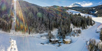 Hotels an der Piste - Hotel-Schwerpunkt: Skifahren & Kulinarik - Trentino-Südtirol - Blick vom Balkon auf die Piste - Hotel Seeber