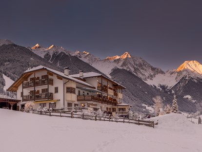 Hotels an der Piste - Skikurs direkt beim Hotel: für Kinder - Sexten Moos - Berghotel Johanneshof