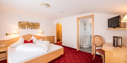 Hotels an der Piste - Hallenbad - Skigebiet Pfelders - Hotel Alpenblick