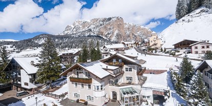 Hotels an der Piste - Hotel-Schwerpunkt: Skifahren & Shopping - Selva di val Gardena - Villa David Dolomites