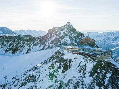 Hotels an der Piste - Langlaufloipe - Glacier Hotel Grawand mit Panorama auf über 126 Dreitausender - Glacier Hotel Grawand