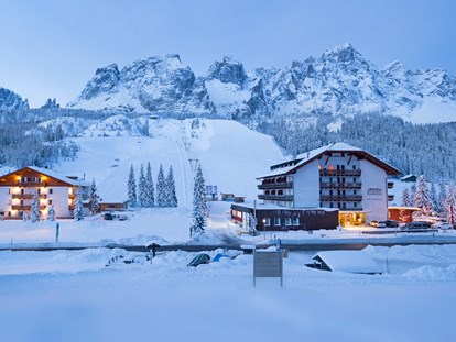 Hotels an der Piste - Skigebiet 3 Zinnen Dolomites - Hotel Kreuzberg