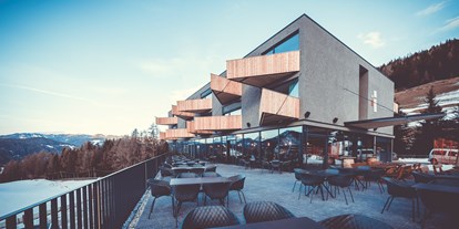 Hotels an der Piste - Skiraum: videoüberwacht - Meransen - Aussen Ansicht - SPACES Hotel