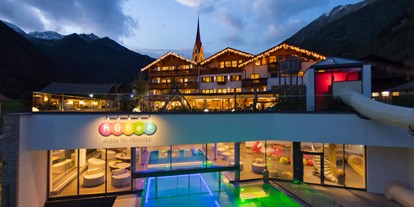 Hotels an der Piste - Pools: Infinity Pool - St.Christina in Gröden - Familienhotel Huber