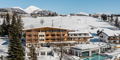 Hotels an der Piste - Pools: Infinity Pool - Skigebiet Gitschberg Jochtal - ©Hannes Niederkofler / Parkhotel Holzerhof
 - Parkhotel Holzerhof