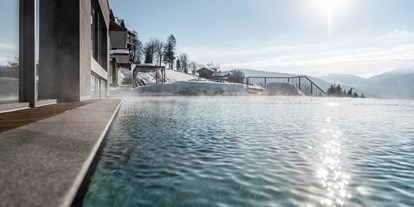 Hotels an der Piste - Pools: Infinity Pool - St.Christina in Gröden - ©Hannes Niederkofler / Parkhotel Holzerhof
 - Parkhotel Holzerhof