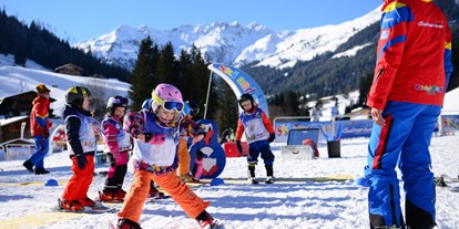 Hotels an der Piste - Parkplatz: kostenlos beim Hotel - Tirol - Skischule "ski&smile" - Galtenberg Family & Wellness Resort