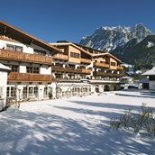 Skihotel - Hotelansicht - Tirolerhof Familotel Zugspitze