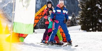 Hotels an der Piste - Hotel-Schwerpunkt: Skifahren & Familie - Ehrwald - In der Skischule - Familotel Kaiserhof****