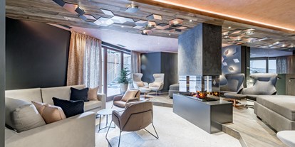 Hotels an der Piste - Hotel-Schwerpunkt: Skifahren & Familie - Finkenberg - Aktiv-& Wellnesshotel Bergfried
