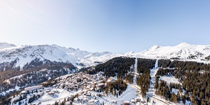 Hotels an der Piste - Parkplatz: gebührenpflichtig beim Hotel - Davos Dorf - Waldhotel Arosa