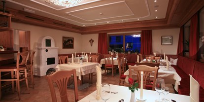 Hotels an der Piste - Hotel-Schwerpunkt: Skifahren & Familie - Itter - "Gaststube" - Landhotel Schermer