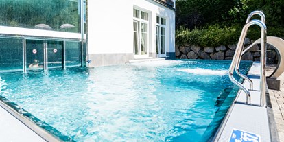 Hotels an der Piste - Sauna - SkiWelt Wilder Kaiser - Brixental - Pool - Außenbecken - Landhotel Schermer