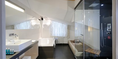 Hotels an der Piste - Preisniveau: exklusiv - Riezlern - Deluxedoppelzimmer "Biberkopf" im Hotel Cresta Oberlech - Cresta.Alpin.Sport.Hotel