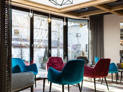 Hotels an der Piste - Verpflegung: Frühstück - Skigebiet Sölden - cafe-bar-lounge - stefan Hotel