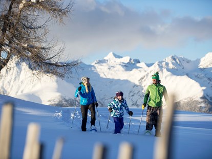 Hotels an der Piste - Hotel-Schwerpunkt: Skifahren & Familie - Trentino-Südtirol - Schneeschuhwandern Gitschberg Jochtal - Hotel Sonnenberg - Alpine Spa Resort