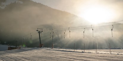 Hotels an der Piste - Skiservice: vorhanden - Bramberg am Wildkogel - Aussicht auf Skilift - Ski & Bike Hotel Wiesenegg