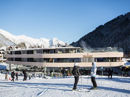 Hotels an der Piste - Hotel-Schwerpunkt: Skifahren & Kulinarik - Galtür - Hotel Arlmont Außen  - Hotel Arlmont