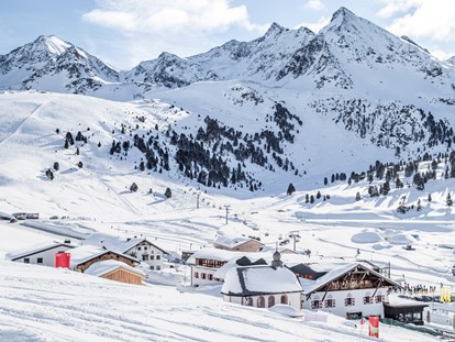 Hotels an der Piste - Skiservice: Skireparatur - Tirol - Jagdschloss-Resort in Kühtai auf 2020 m - Jagdschloss-Resort