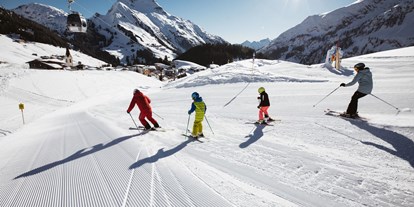 Hotels an der Piste - Hotel-Schwerpunkt: Skifahren & Familie - Faschina - Garantiertes Skivergnügen für die ganze Familie - Hotel Warther Hof