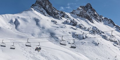 Hotels an der Piste - Hotel-Schwerpunkt: Skifahren & Familie - Faschina - Auch für Freerider absolutes vergnügen - Hotel Warther Hof