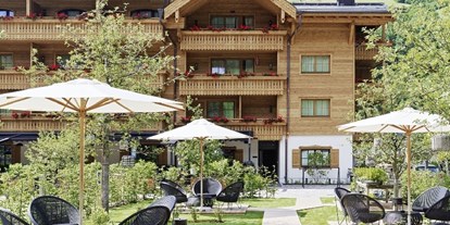Hotels an der Piste - Sonnenterrasse - Skicircus Saalbach Hinterglemm Leogang Fieberbrunn - Hotelansicht - Hotel Unterschwarzachhof