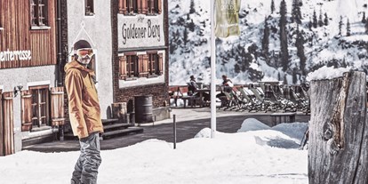 Hotels an der Piste - Skiservice: Skireparatur - Galtür - Einkehrschwung zum Alten Goldenen Berg - Hotel Goldener Berg