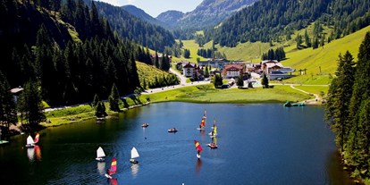 Hotels an der Piste - Skiservice: Skireparatur - Filzmoos (Filzmoos) - Zauchensee im Sommer - Hotel Salzburger Hof Zauchensee
