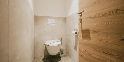 Hotels an der Piste - Hallenbad - Filzmoos (Filzmoos) - Separates WC im Doppelzimmer Deluxe - FIRSTpeak Zauchensee