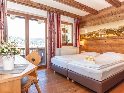 Hotels an der Piste - Hotel-Schwerpunkt: Skifahren & Ruhe - Bramberg am Wildkogel - Ferienwohnung mit Aussicht auf Hinterglemm und auf die umliegende Pinzgauer Bergwelt  - Ferienwohnungen Perfeldhof