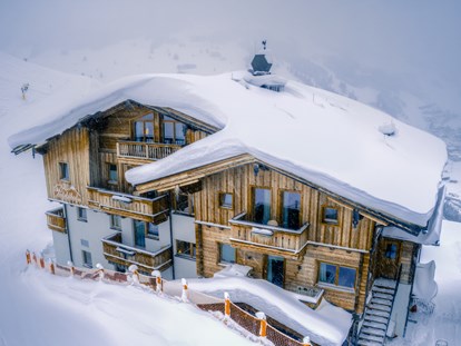 Hotels an der Piste - Wellnessbereich - Bramberg am Wildkogel - Sehr gute Schneelage im Jänner 2019 - Ferienwohnungen Perfeldhof
