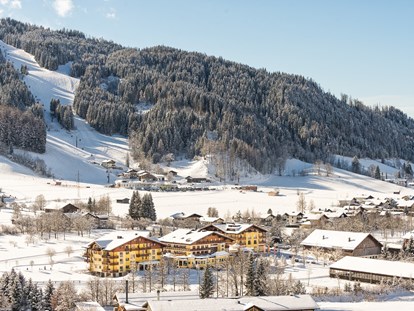 Hotels an der Piste - Skikurs direkt beim Hotel: für Kinder - Salzburg - Hotel Gut Weissenhof ****S