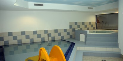 Hotels an der Piste - Kinder-/Übungshang - Wallis - Kinderplanschbecken - Saaserhof Apartments