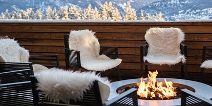 Hotels an der Piste - Skiservice: vorhanden - Wallis - Terrasse - Hotel Crans Ambassdor