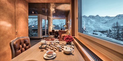 Hotels an der Piste - Skiservice: Skireparatur - Flims Waldhaus - Junior Suiten - Tschuggen Grand Hotel 