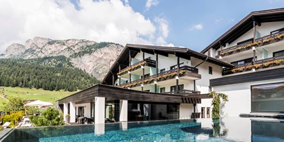 Hotels an der Piste - Verpflegung: 3/4 Pension - Skigebiet Gröden - Family Hotel Biancaneve