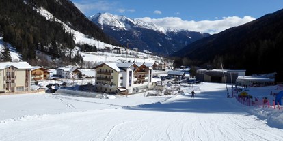 Hotels an der Piste - Skiservice: vorhanden - Skigebiet Ladurns - Hotel Bergkristall