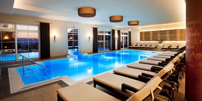 Hotels an der Piste - Wellnessbereich - Nesselwang - Alpin-Spa auf 3.000 m² mit Innen und Außenpool und Saunalandschaft - Panorama Hotel Oberjoch