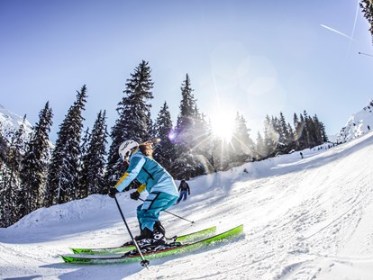 Hotels an der Piste - geführte Skitouren - Alpbach - Skipässe erhältlich direkt im Hotel - Alpin Family Resort Seetal ****s