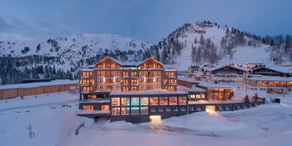 Hotels an der Piste - Skiraum: Skispinde - Ski Obertauern - Hotelanlage - das Tauernherz