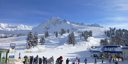 Hotels an der Piste - geführte Skitouren - Engadin - Valrunzhof direkt am Seilbahncenter 
