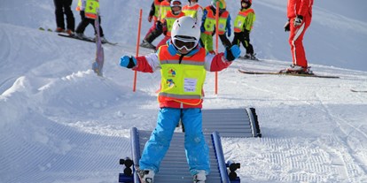 Hotels an der Piste - Skikurs direkt beim Hotel: eigene Skischule - Mals - Valrunzhof direkt am Seilbahncenter 