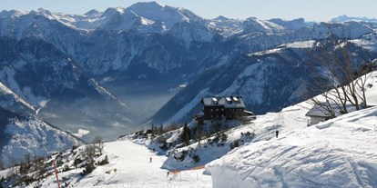 Hotels an der Piste - geführte Skitouren - Ebensee - Blick ins Tal  - Kranabethhütte