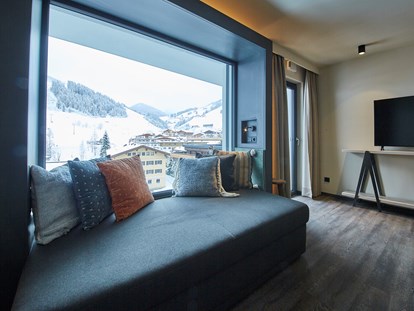 Hotels an der Piste - Parkplatz: kostenlos beim Hotel - THOMSN - Alpine Rock Hotel